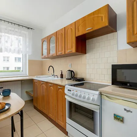 Dunikowskiego Snug By Bookinghost